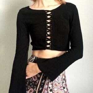 H&M COACHELLA COLLECTION Black Bell Sleeve Festival Top Cropped Size 12 Hippie